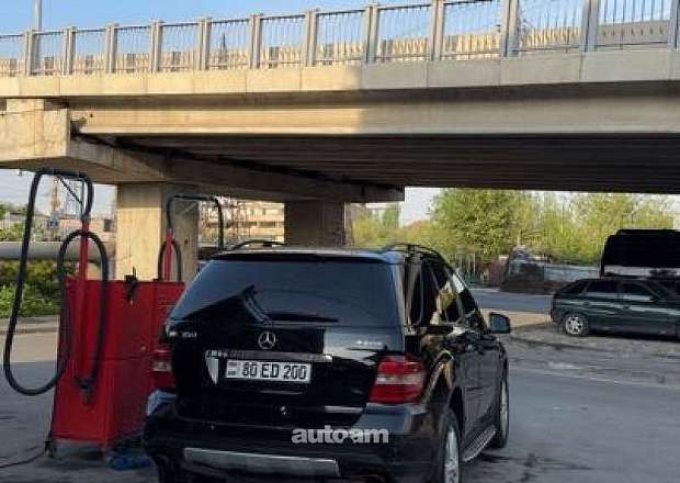 Mercedes-Benz ML 350