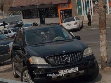 Mercedes-Benz ML 350  2004 