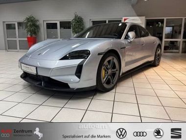 Porsche Taycan  2024 