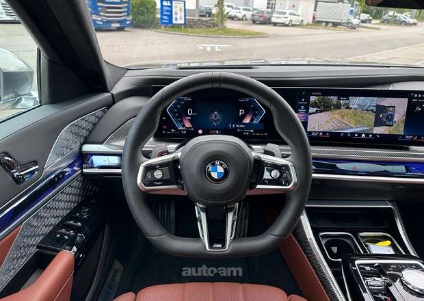 BMW 740