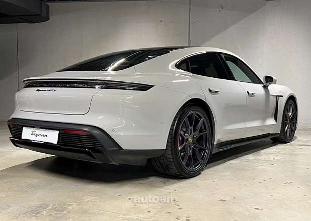 Porsche Taycan