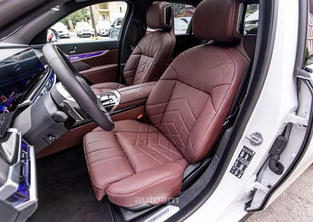 BMW 740