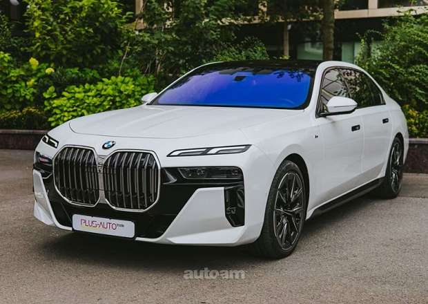 BMW 740