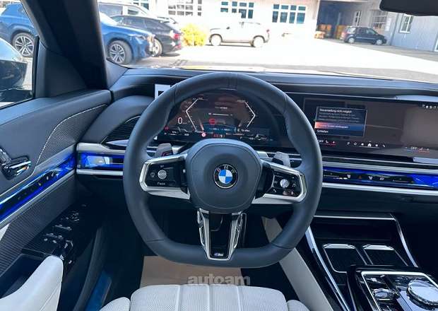 BMW 740