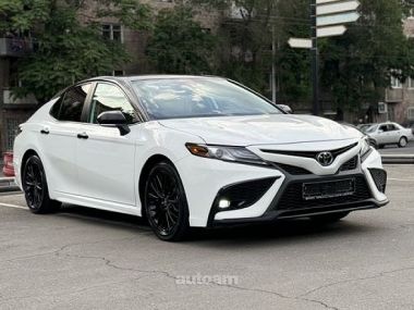 Toyota Camry  2022 