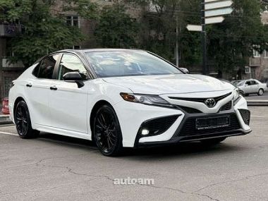 Toyota Camry  2022 