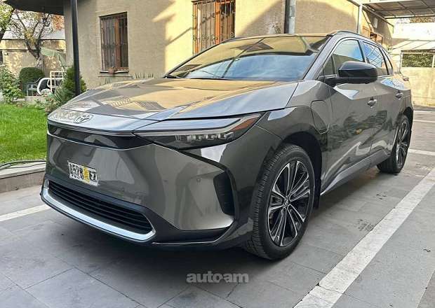Toyota Bz4X