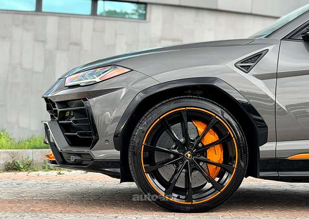 Lamborghini Urus 2022 — լուսանկար 15