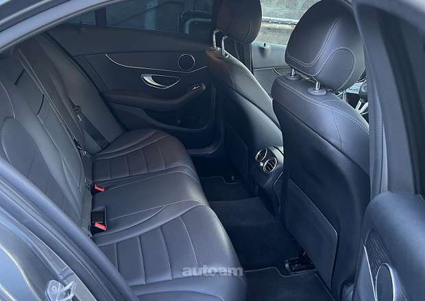 Mercedes-Benz C 300