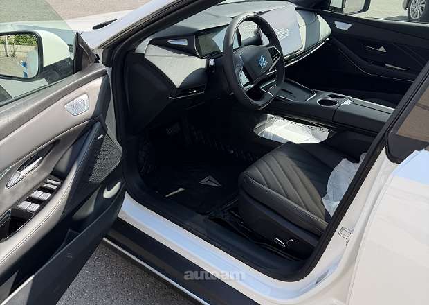 Changan Deepal SL03