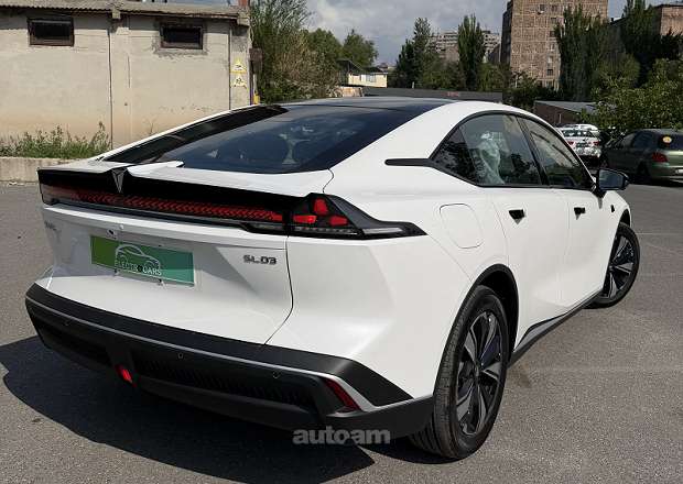 Changan Deepal SL03