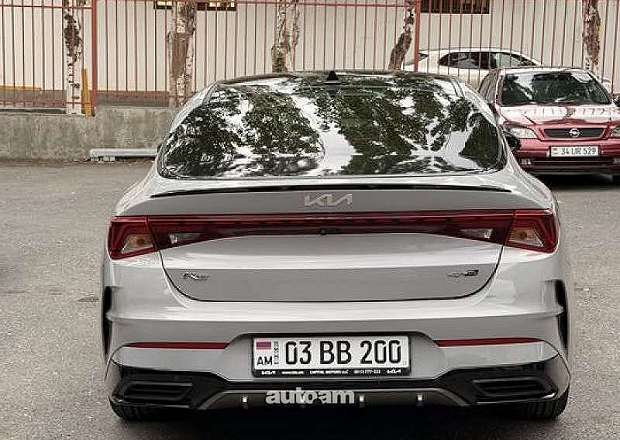 Kia K5