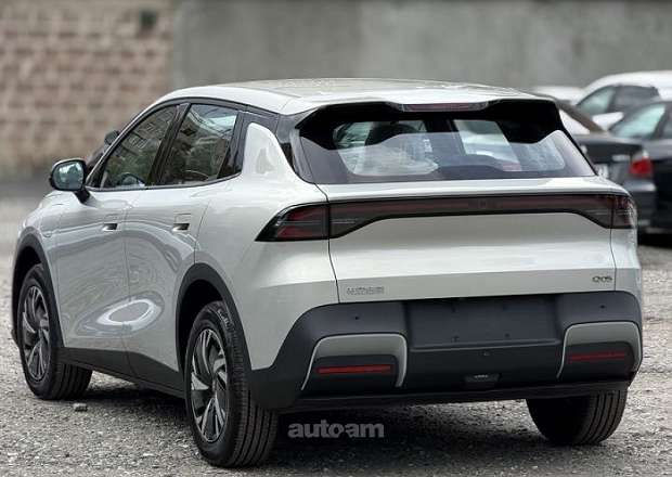 Changan Nevo Q05
