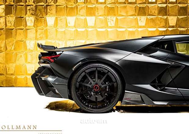 Lamborghini Revuelto