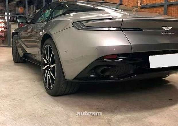 Aston Martin DB11