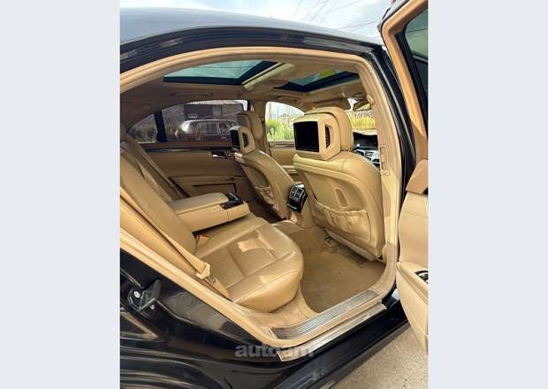 Mercedes-Benz S 500