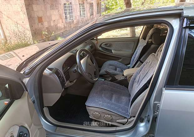Nissan Maxima