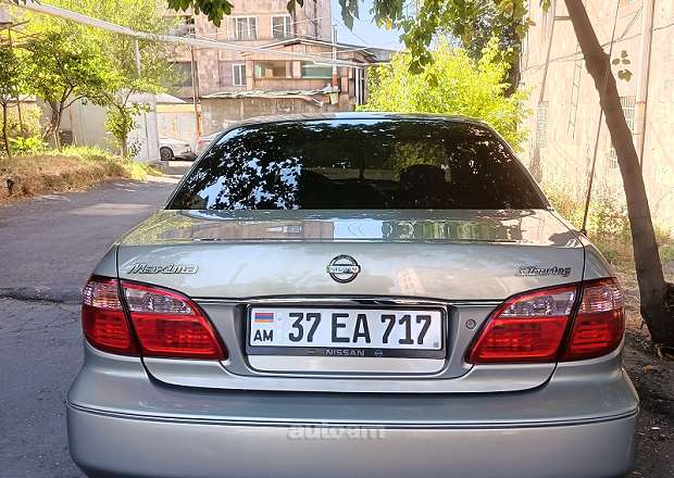 Nissan Maxima
