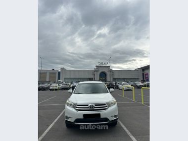 Toyota Highlander  2011 