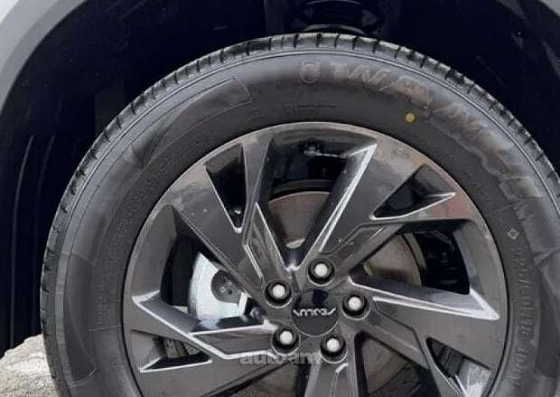 Dongfeng S7