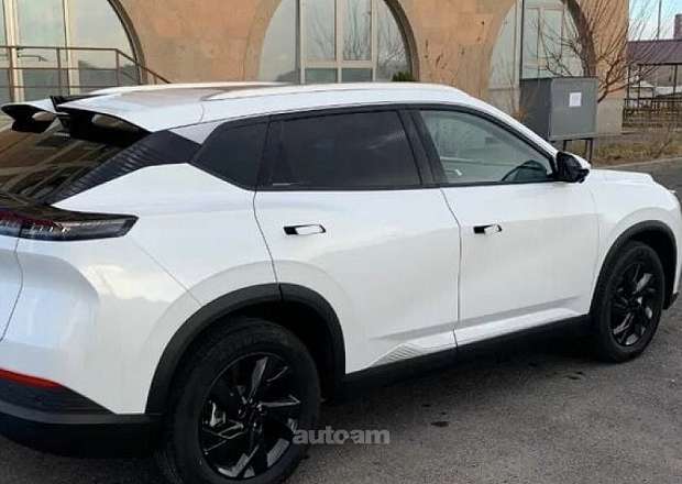 Dongfeng S7