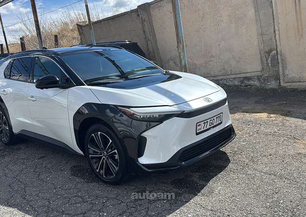Toyota Bz4X