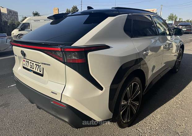 Toyota Bz4X