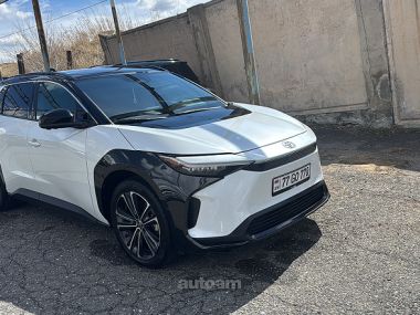 Toyota Bz4X  2023 