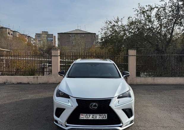 Lexus NX 300t
