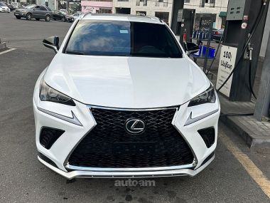 Lexus NX 300t  2019 