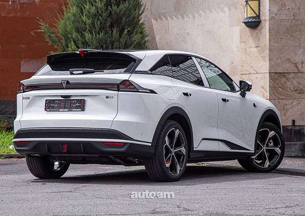 Changan Deepal S07
