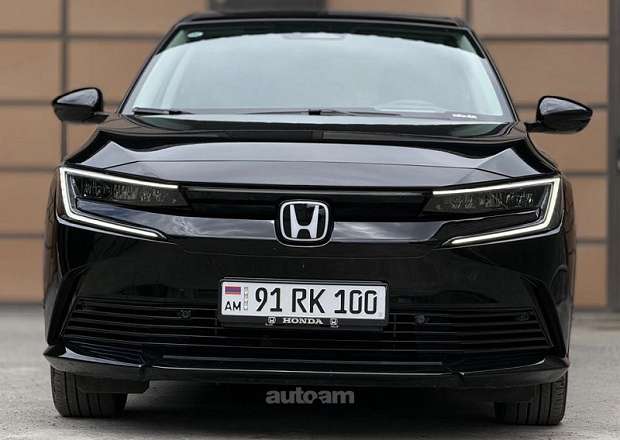 Honda e:NP2