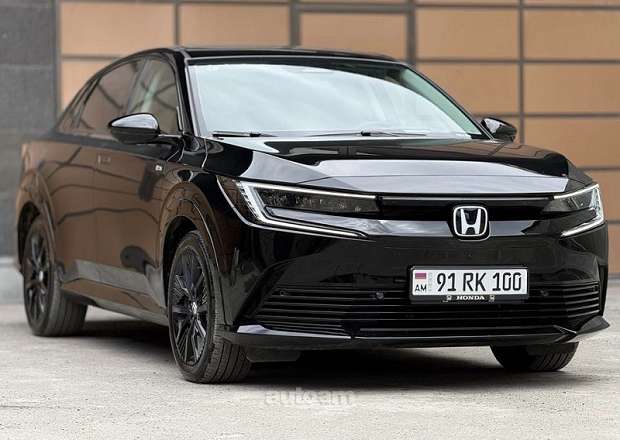 Honda e:NP2