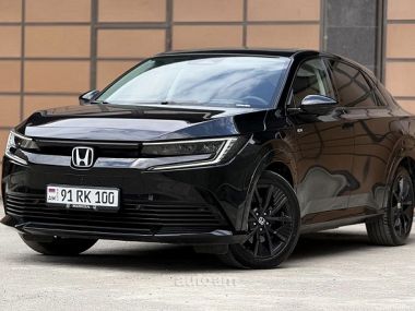 Honda e:NP2  2024 