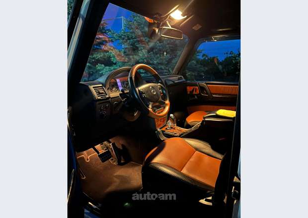 Mercedes-Benz G 550 2011 — photo 6