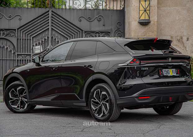 Changan Deepal S07