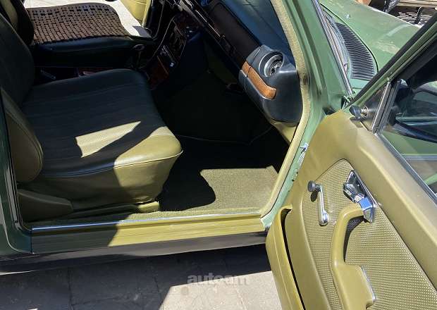 Mercedes-Benz E 230 1978 — լուսանկար 7