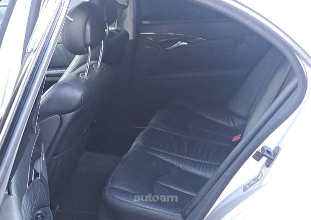 Mercedes-Benz E 500