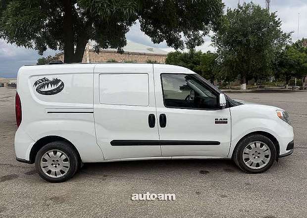 Dodge RAM 2020 — լուսանկար 2
