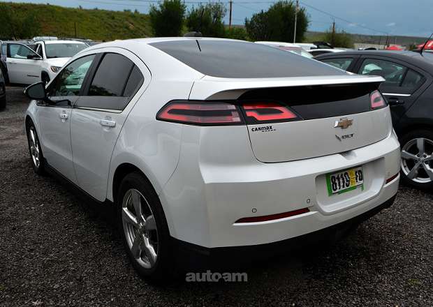 Chevrolet Volt 2015 — լուսանկար 13