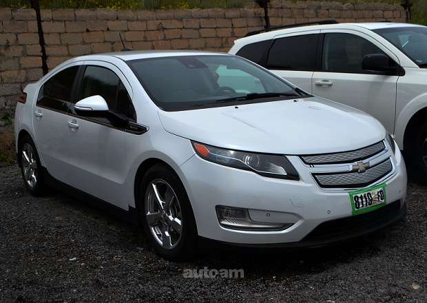 Chevrolet Volt 2015 — լուսանկար 1