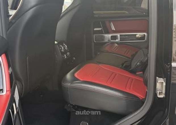 Mercedes-Benz G 550