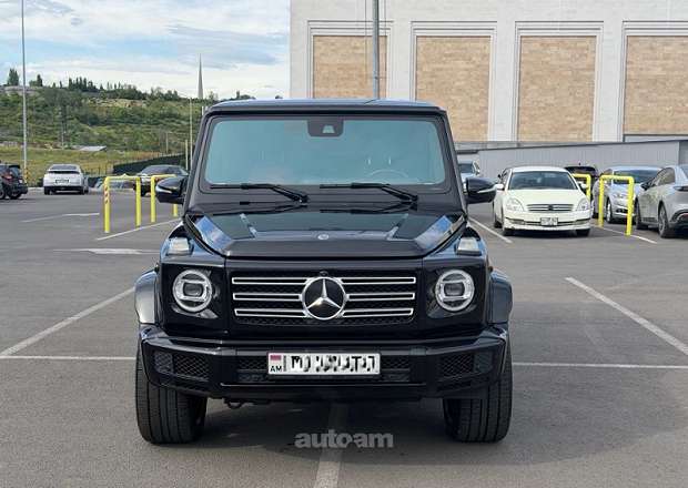 Mercedes-Benz G 550