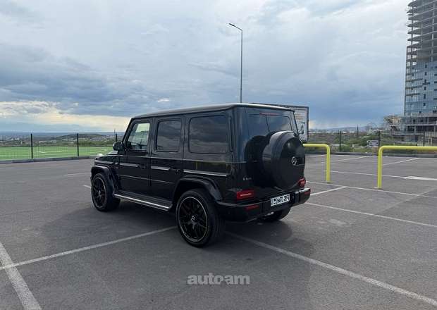 Mercedes-Benz G 550