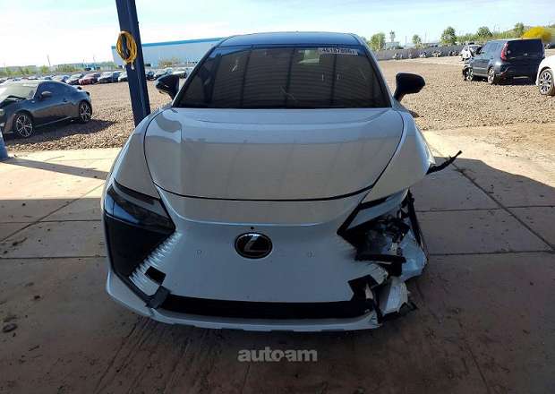 Lexus RZ 300
