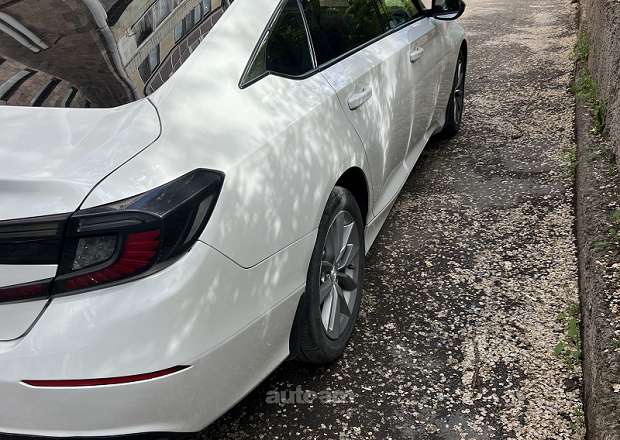 Honda Accord 2020 — photo 1