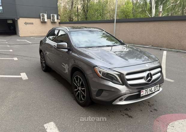 Mercedes-Benz GLA 250
