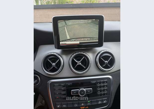 Mercedes-Benz GLA 250