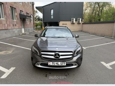 Mercedes-Benz GLA 250  2015 