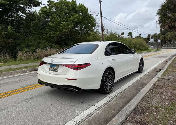 Mercedes-Benz S 500
